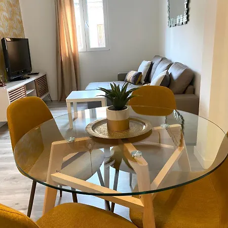 Triana Habitame Inmobiliaria * Севилья